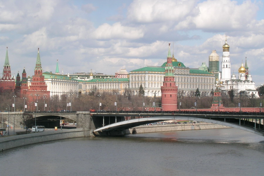 В Москве для социальных нужд города, на аукционах выкуплено около  380 тыс кв м жилья